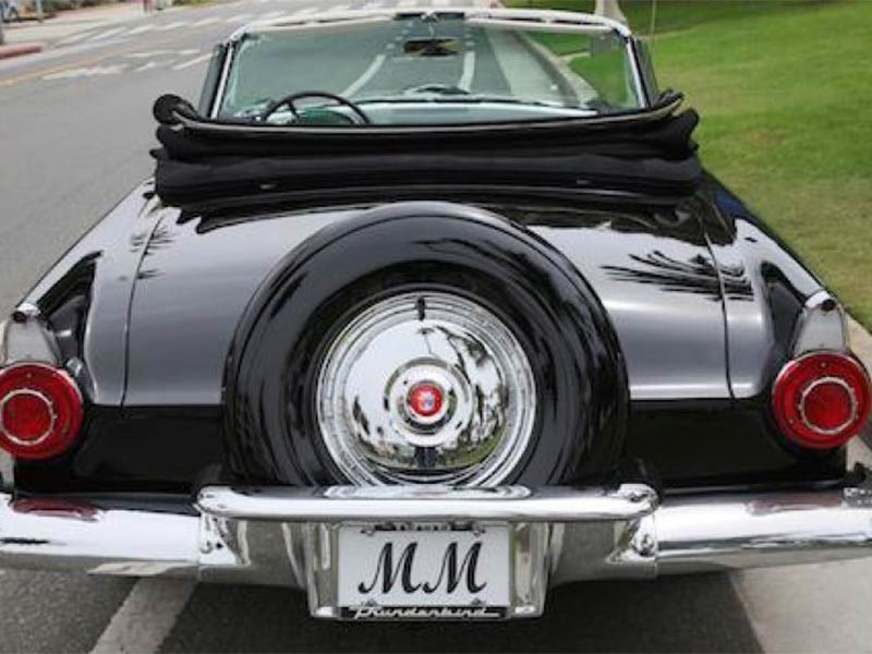 اضغط لمشاهدة الصور: سيارة مارلين مونرو المميزة معروضة للبيع .. إليكم سعرها